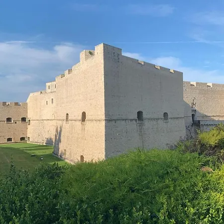 Tra Mare E Castello Villa Barletta Exterior photo
