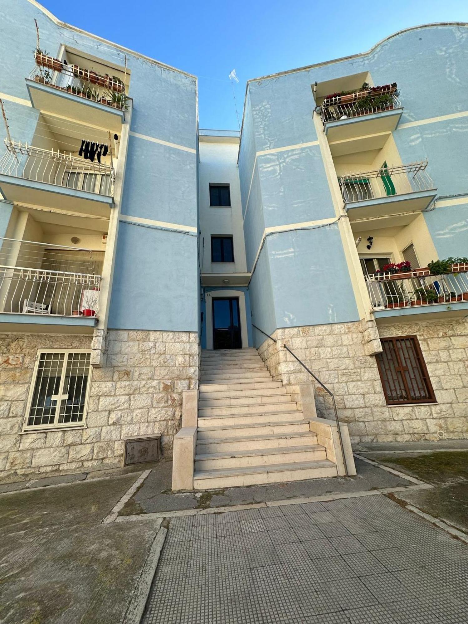 Tra Mare E Castello Barletta